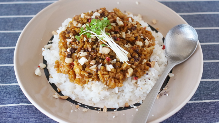 チョコキーマカレーの完成図